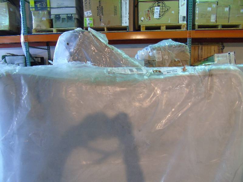 lot 106 image: Serta Atmore Perfect Sleeper EuroTop Mattress - Full  &  Box Spring - Full