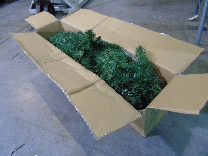 lot 156 image: alcove 6 Unlit Christmas Tree