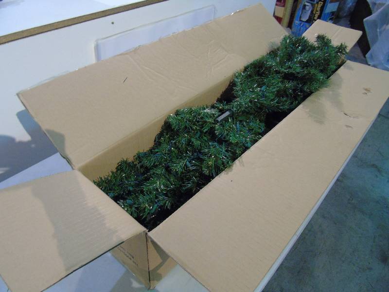 lot 160 image: alcove 6 Prelit Christmas Tree - Clear Lights