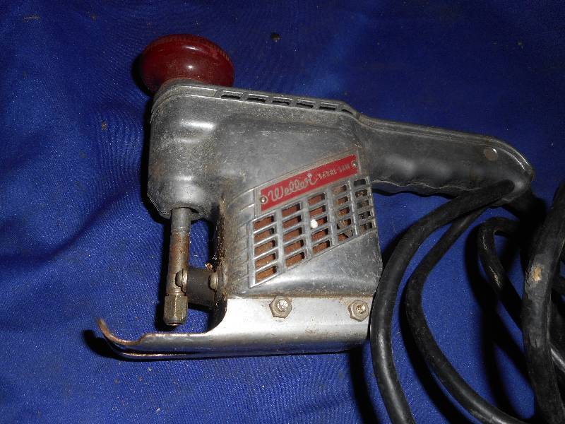 lot 25 image: VINTAGE WELLER SABER SAW
