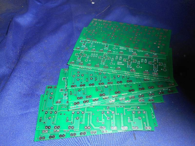 lot 28 image: COMPUTER BOARDS