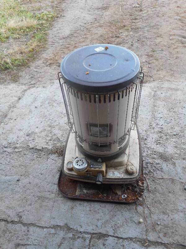 lot 54 image: SANYO PROPANE HEATER