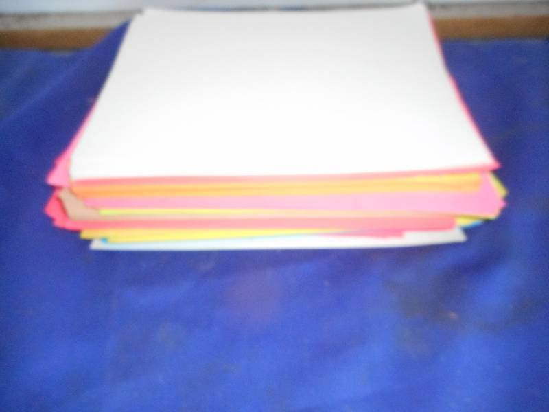 lot 72 image: CONSTRUCTION PAPER