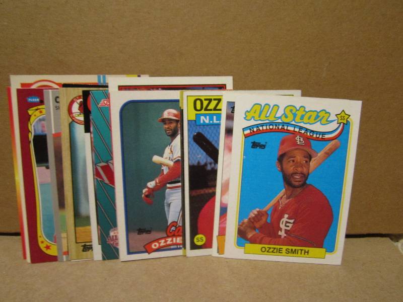 20 Ozzie Smith cards...