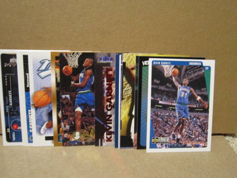 15 Kevin Garnett cards...
