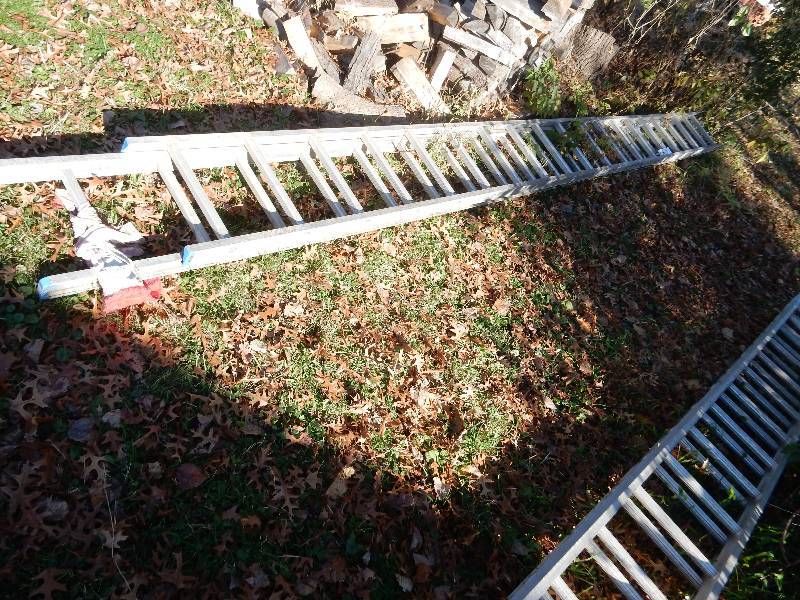 40 Ft. WERNER Aluminum Extension ladder