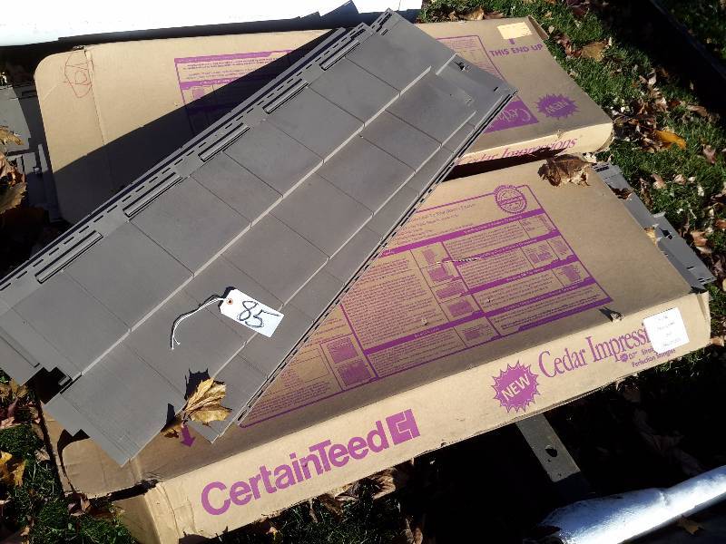 Simulated cedar Shingles