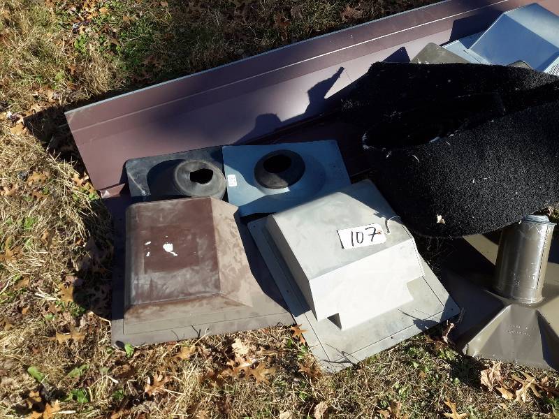Miscellaneous Roof Top Vents.. See pictures