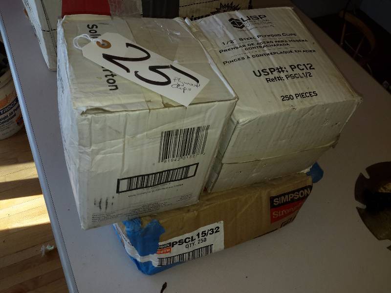 3 Boxes of 12 in Steel Plywood Clips