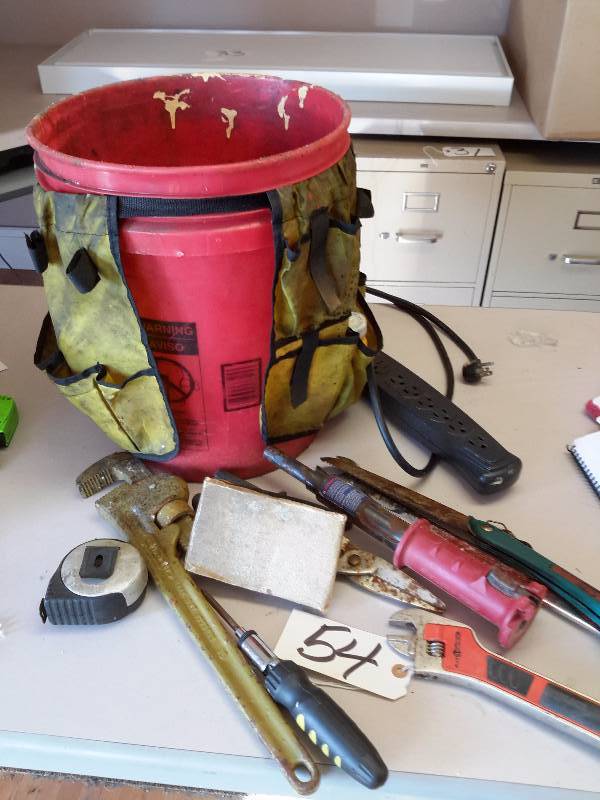 Misc. tool, Pail, pouch system as shown