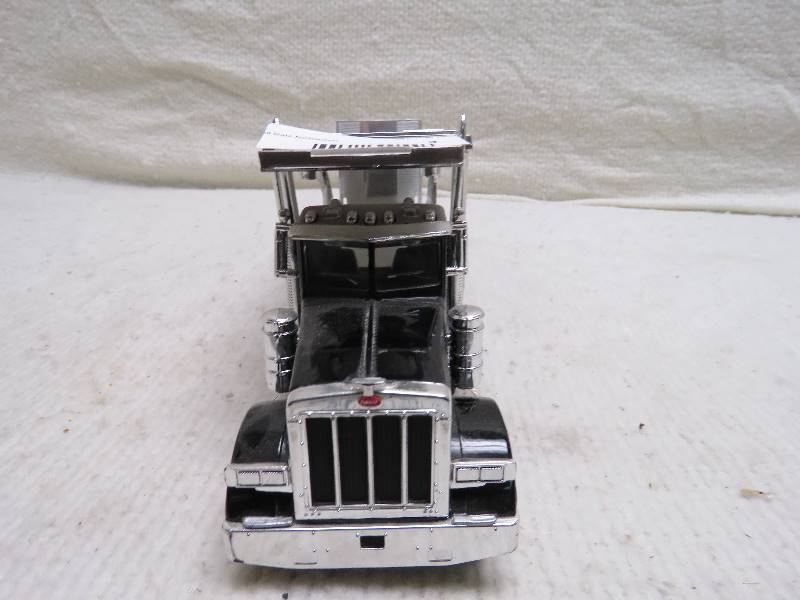 Collectible Peterbilt Truck Car Hauler