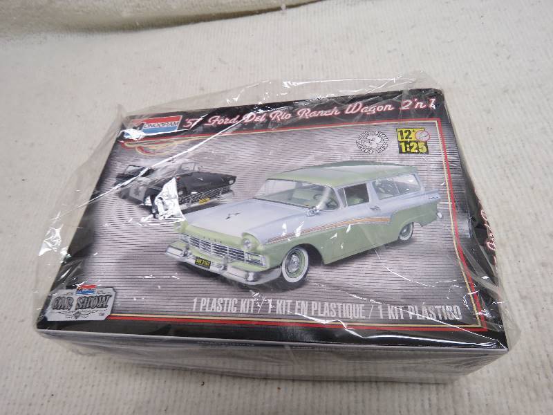 Collectible Model Kit