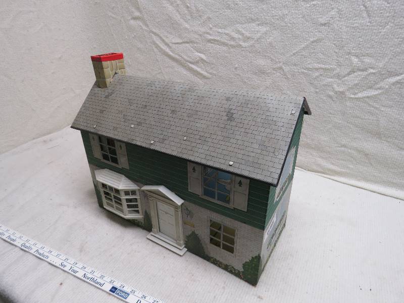 Vintage Doll House