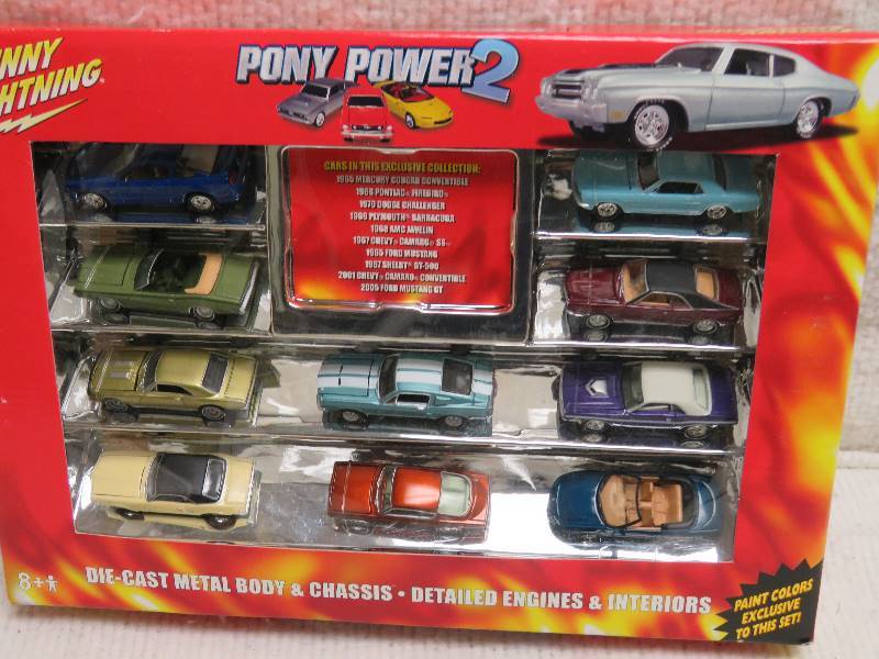 Collectible Johnny Lightning Set