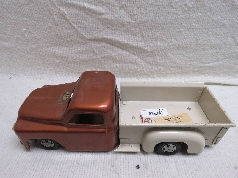 Vintage Metal Structo Truck