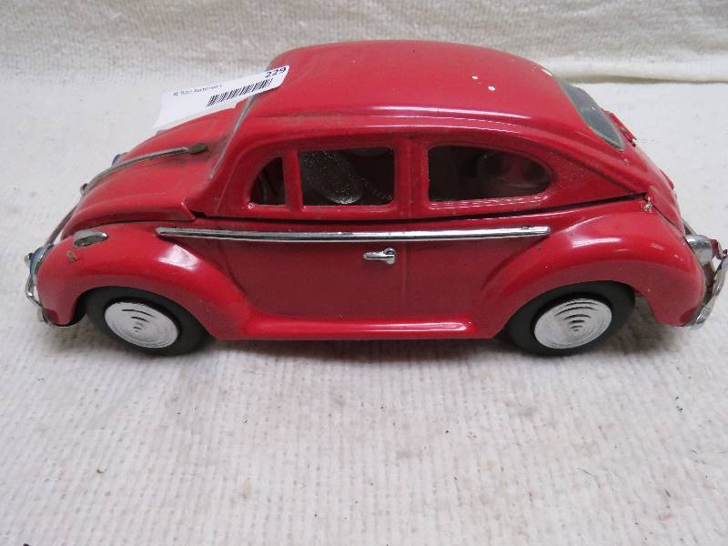 Vintage Metal VW Bug