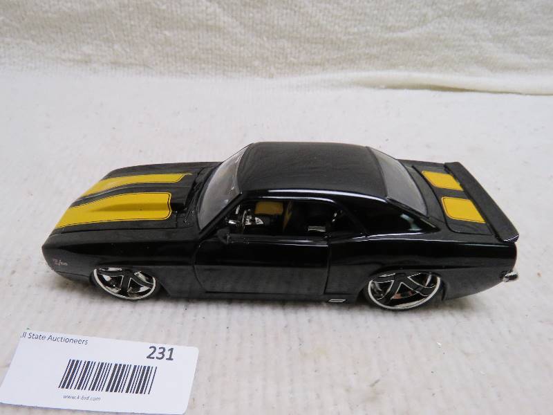 Collectible Jada Camaro