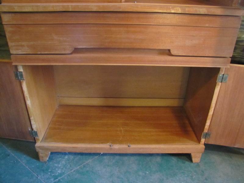 Wood Hutch