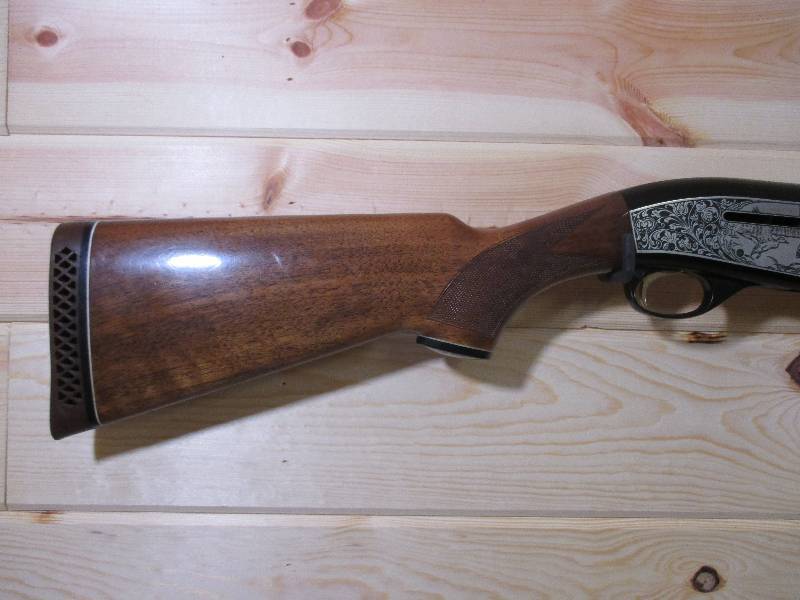 lot 5 image: SKB XL900MR Semi-auto shotgun