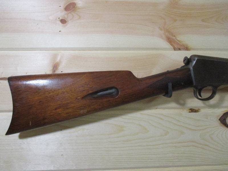 lot 8 image: Winchester 1903 auto rifle