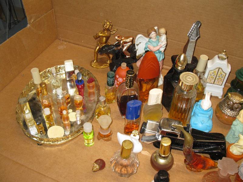 lot 34 image: Large lot of Vintage Avon Cologne