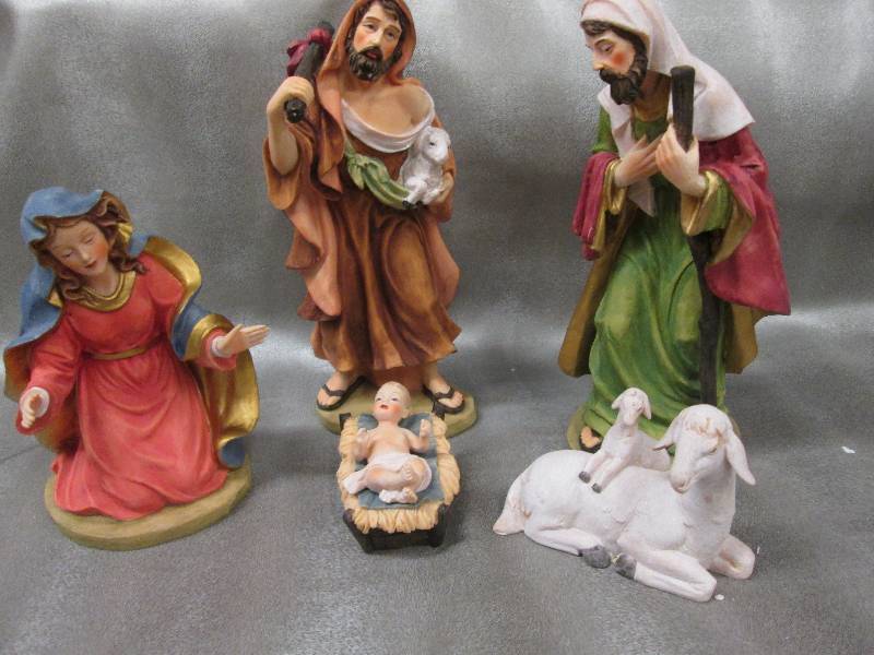 6 pc Detailed  Nativity Set 8.5 inc...