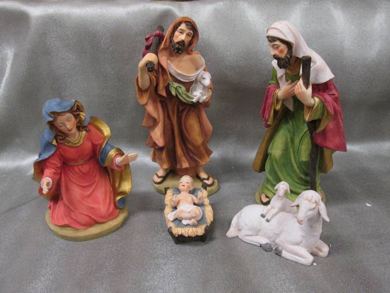 6 pc Detailed  Nativity Set 8.5 inc...