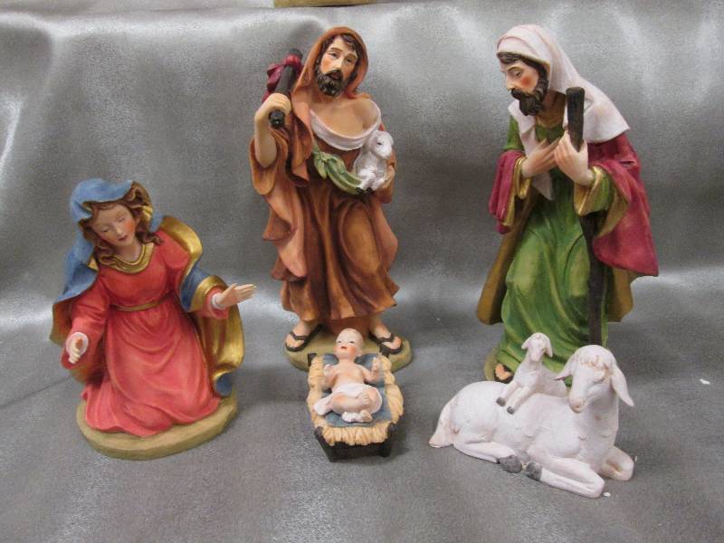 6 pc Detailed  Nativity Set 8.5 inc...