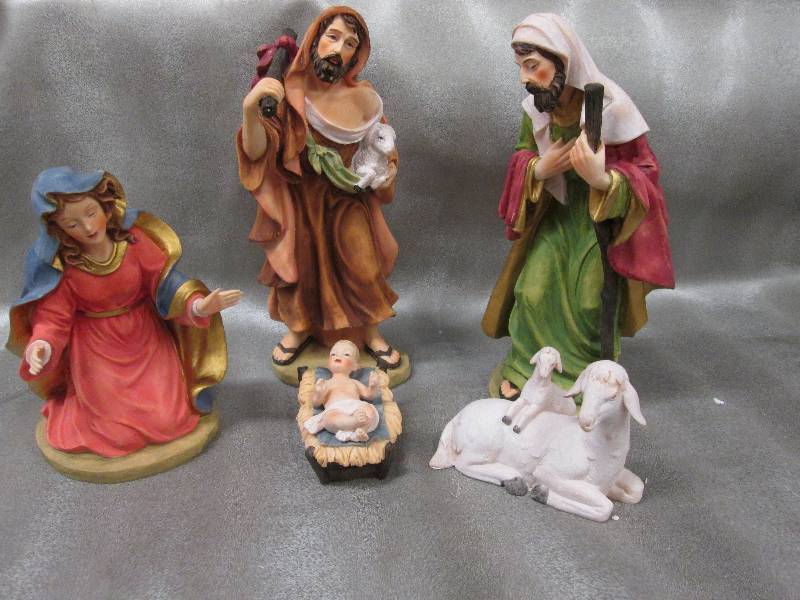 6 pc Detailed  Nativity Set 8.5 inc...