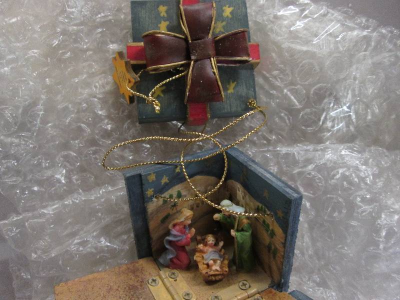 Lot of 6 Nativity Gift Box Ornament...