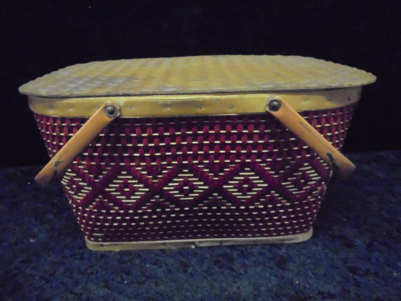 Vintage Picnic Basket, 10x18