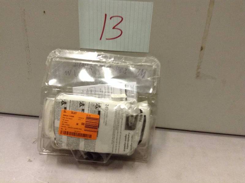 lot 13 image: 3M Respirator mask