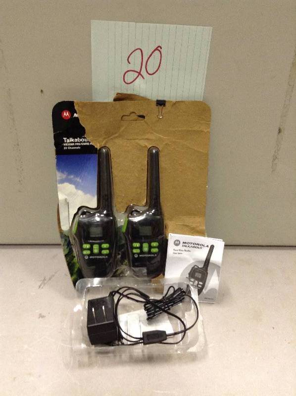 lot 20 image: Motorola MD200R FRS Two Way 20 Mile Radio Pack Open Package