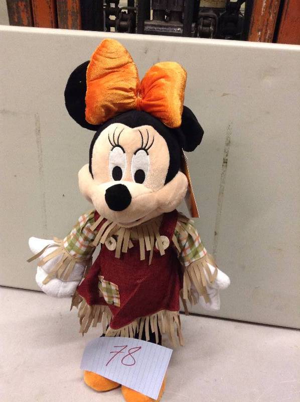 lot 78 image: Harvest Greeter  Minnie Mouse