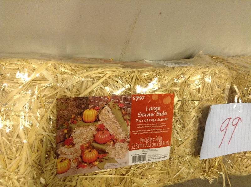 lot 99 image: Lot of 2 New Large Straw Bales