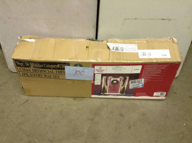 lot 100 image: Holiday Time 5 PC Entryway Set Clear Lights Never used - one of the bases has slight damage stock and actual pictures used to display item