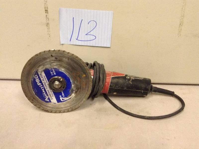 lot 113 image: Milwaukee  Grinder used tested in good condition