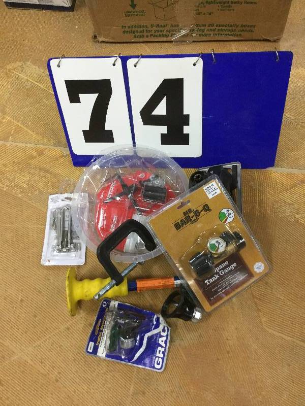 lot 74 image: Lot of Tools