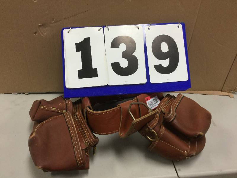 lot 139 image: Leather Tool Belt
