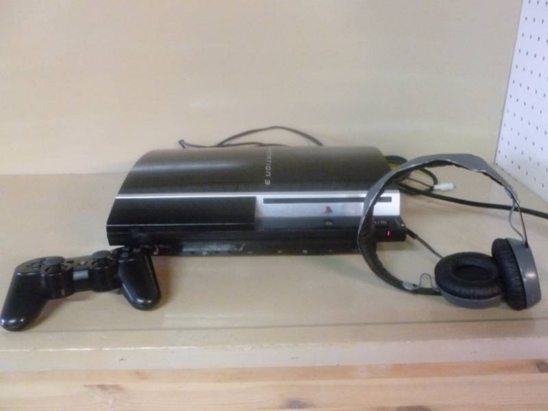 Playstation 3 Game Console