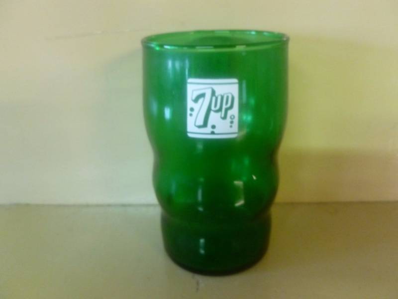 Vintage 7 Up