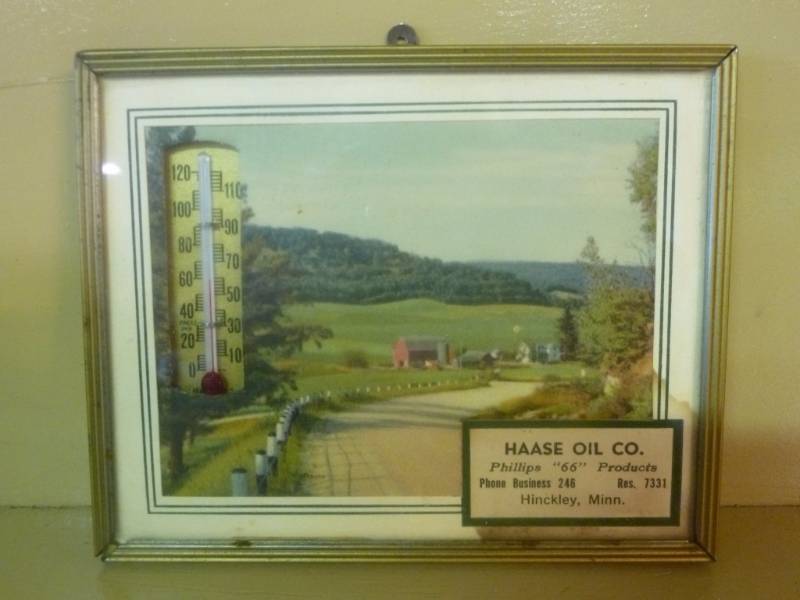 Vintage Advertisement Thermometer