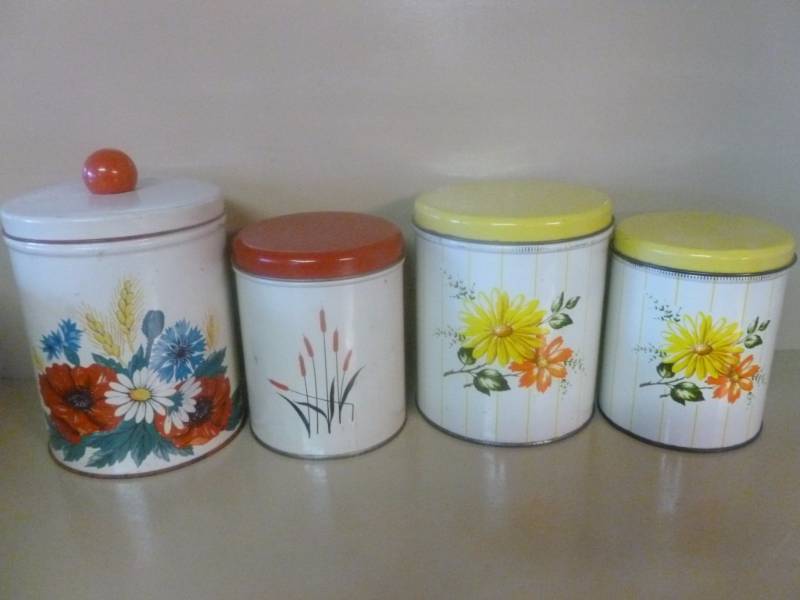 Vintage Kitchen