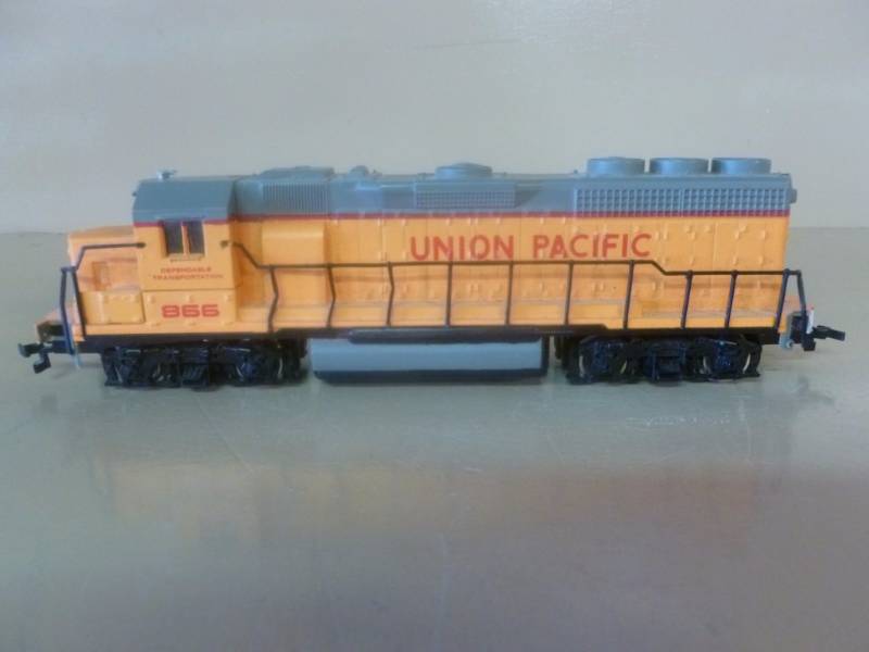 HO Scale Locomotive