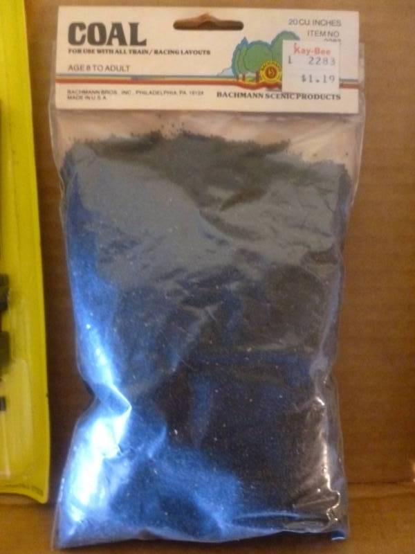 HO Scale Train Set Items