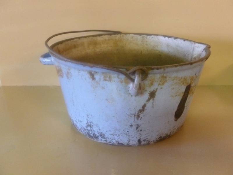 Vintage Cast Iron Kettle