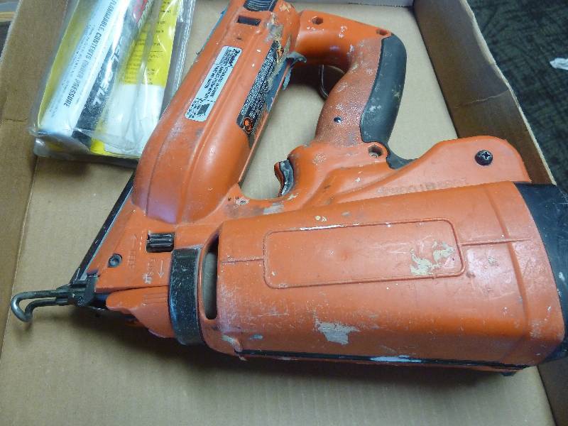 lot 3 image: Paslode Finish Nailer
