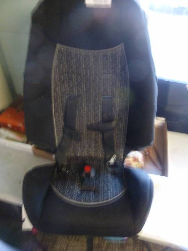 lot 11 image: Car Seat
