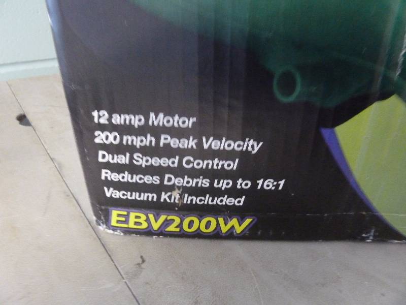 lot 16 image: E-Max Super Electric BlowerVac
