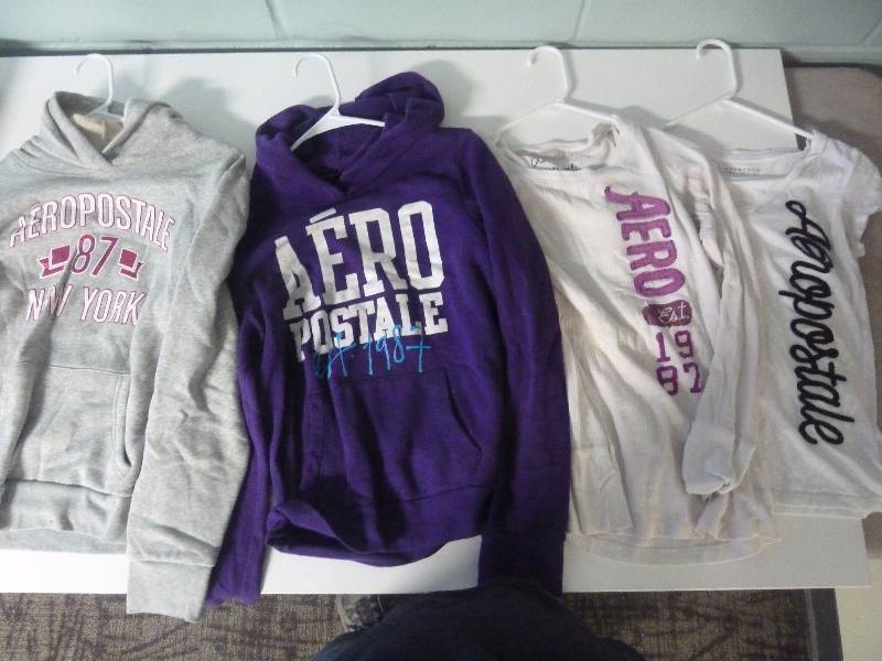lot 50 image: Womens Aeropostale Lot